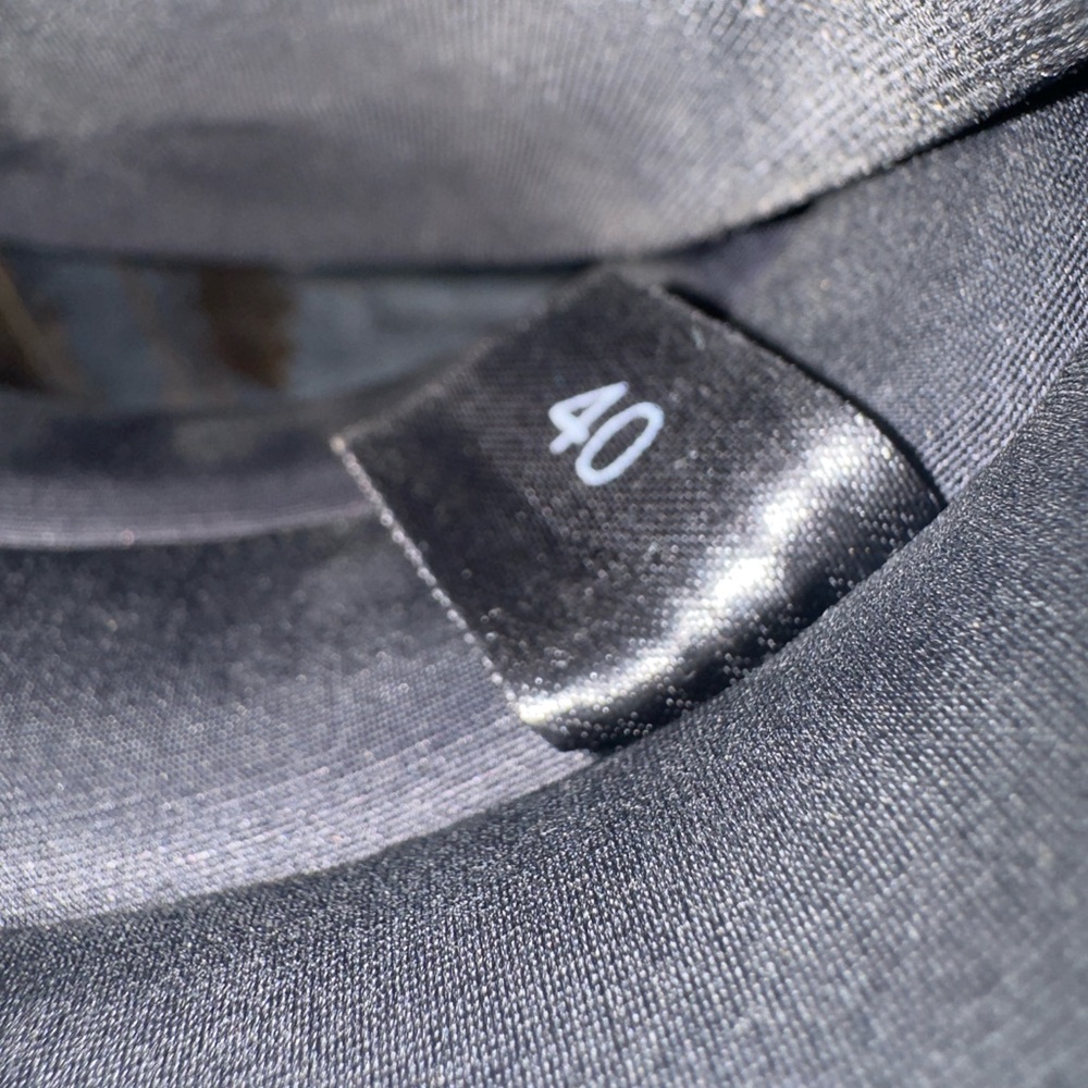 Roam Slides. Neutral Progression In Color Bubbles… - image 5